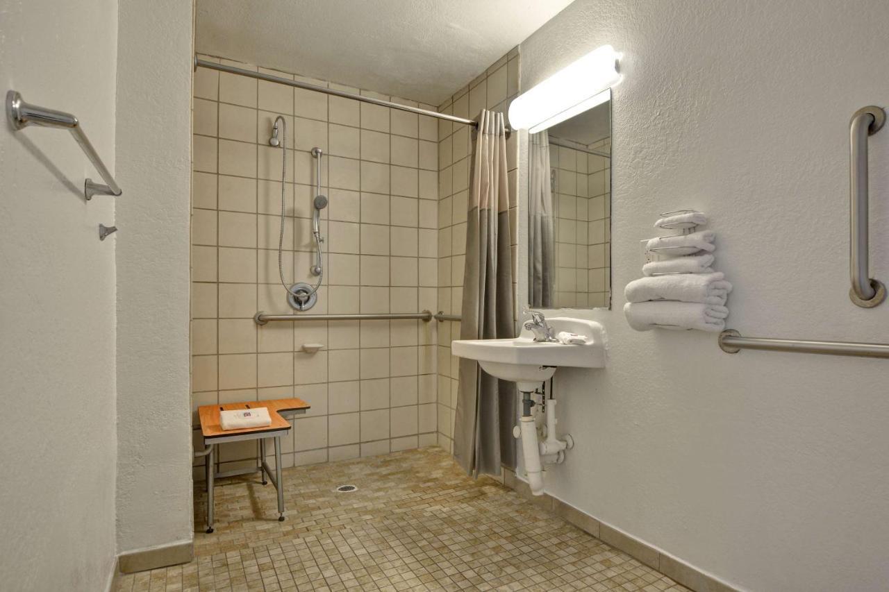Motel 6 Dania Beach Exterior foto